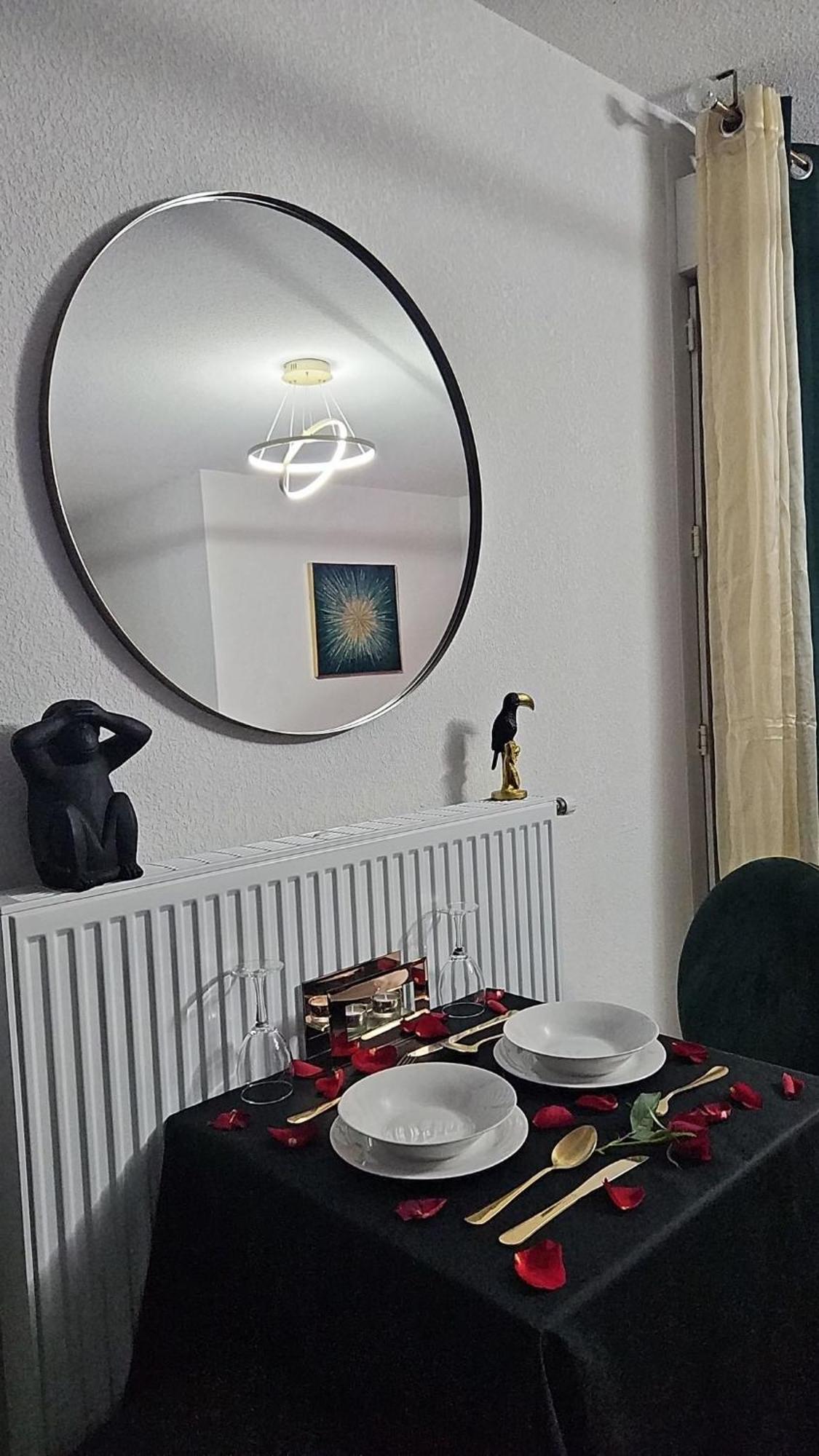 Suite Jacuzzi "Spa Privatif " Appartement Jacuzzi Тулуза Екстериор снимка