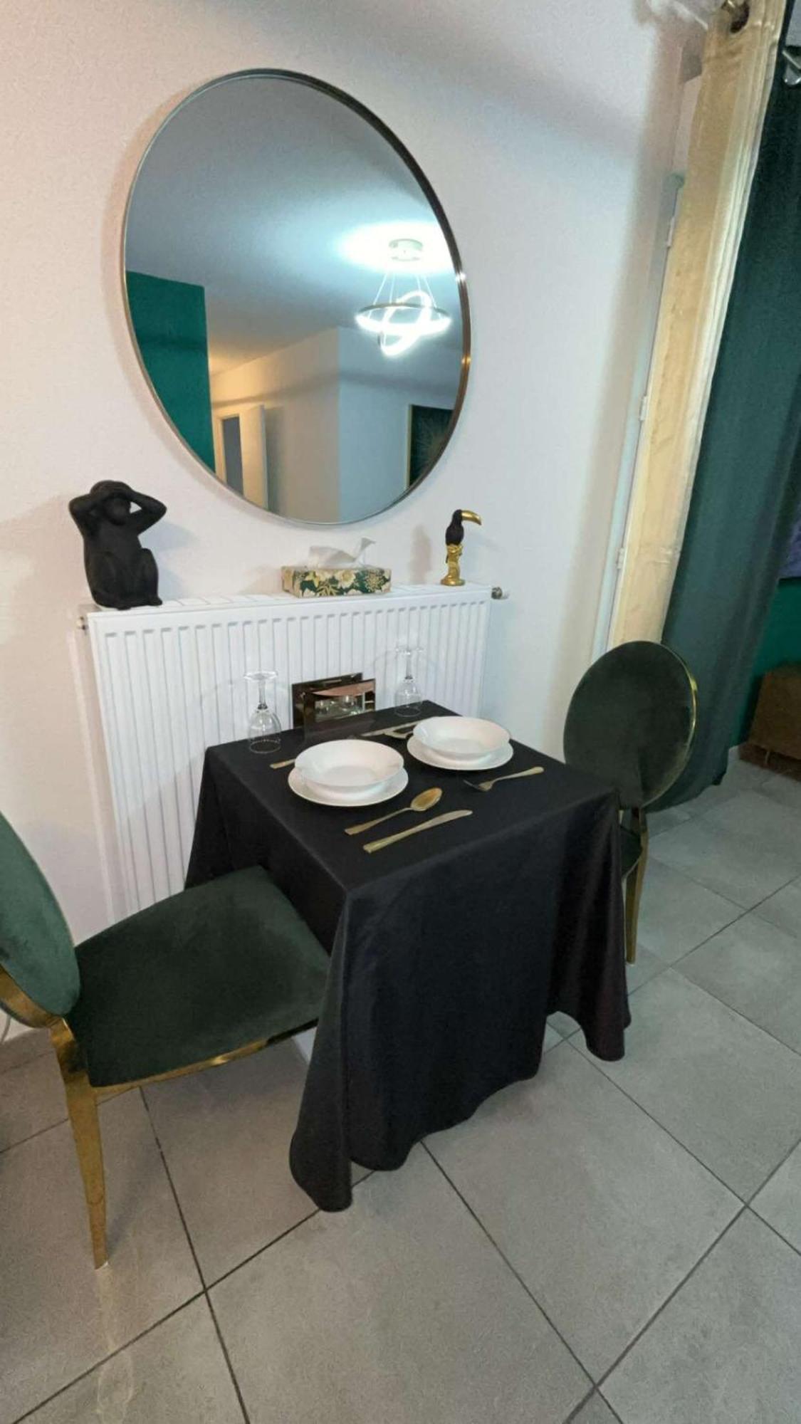 Suite Jacuzzi "Spa Privatif " Appartement Jacuzzi Тулуза Екстериор снимка