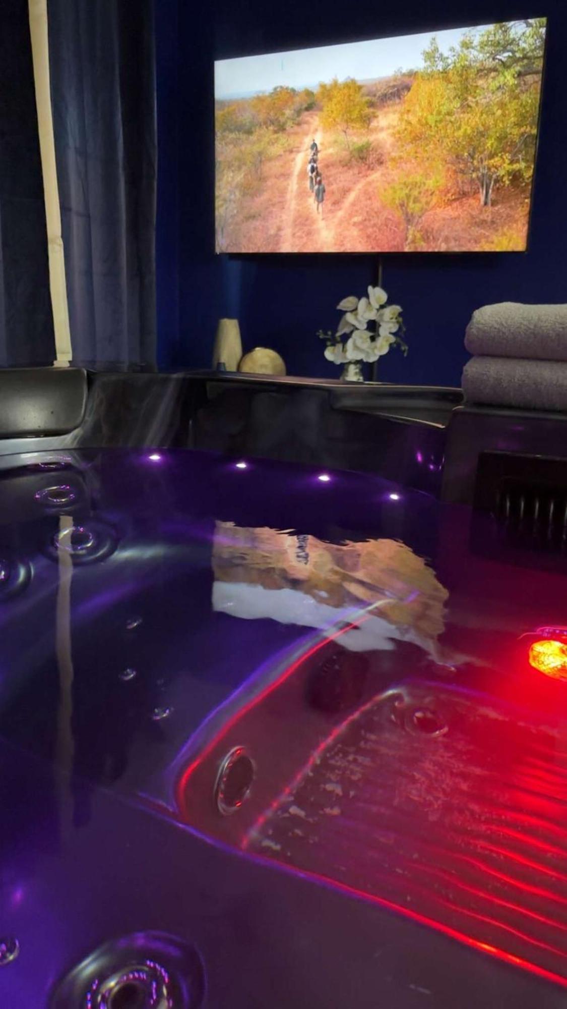 Suite Jacuzzi "Spa Privatif " Appartement Jacuzzi Тулуза Екстериор снимка